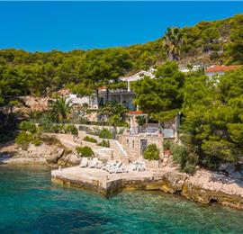 Luxury 6 Bedroom Seafront Villa with pool and Separate Apartment along Secluded Beach near Hvar Town, Sleeps 10-12